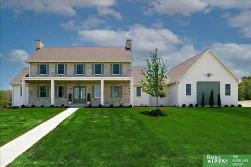 22569 Crestline Cir, Gretna, NE, 68028-6035 | Card Image