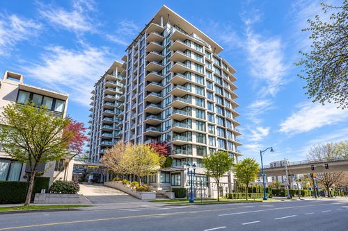 815-5811 No. 3 Rd, Richmond, BC, V6X4L7 | Card Image