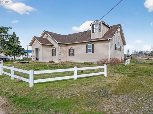 32797 W Columbia Ln, Hermiston, OR, 97838 | Card Image
