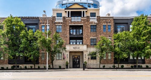 201-355 E Ohio St, Indianapolis, IN, 46204-2148 | Card Image