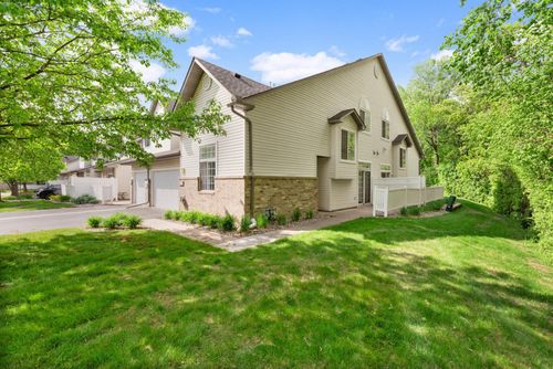 8419 Cortland Rd, Eden Prairie, MN, 55344-6728 | Card Image