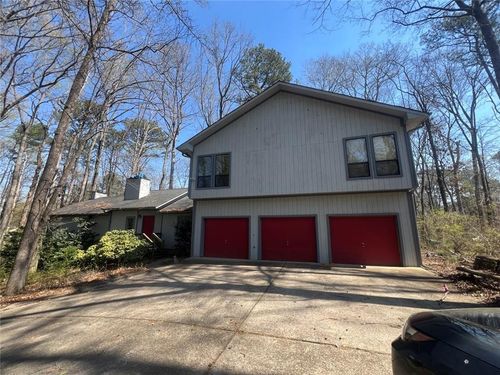 380 Madeira Cir Sw, Smyrna, GA, 30082-3039 | Card Image
