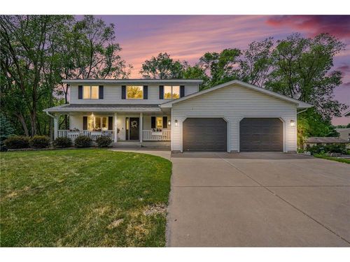 685 Flora Sq, Prescott, WI, 54021-1970 | Card Image