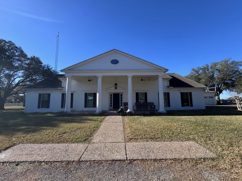 5008 Blaschke Rd, Schulenburg, TX, 78956-5428 | Card Image