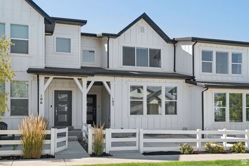 102 E Grant Ln, North Salt Lake, UT, 84054-1203 | Card Image
