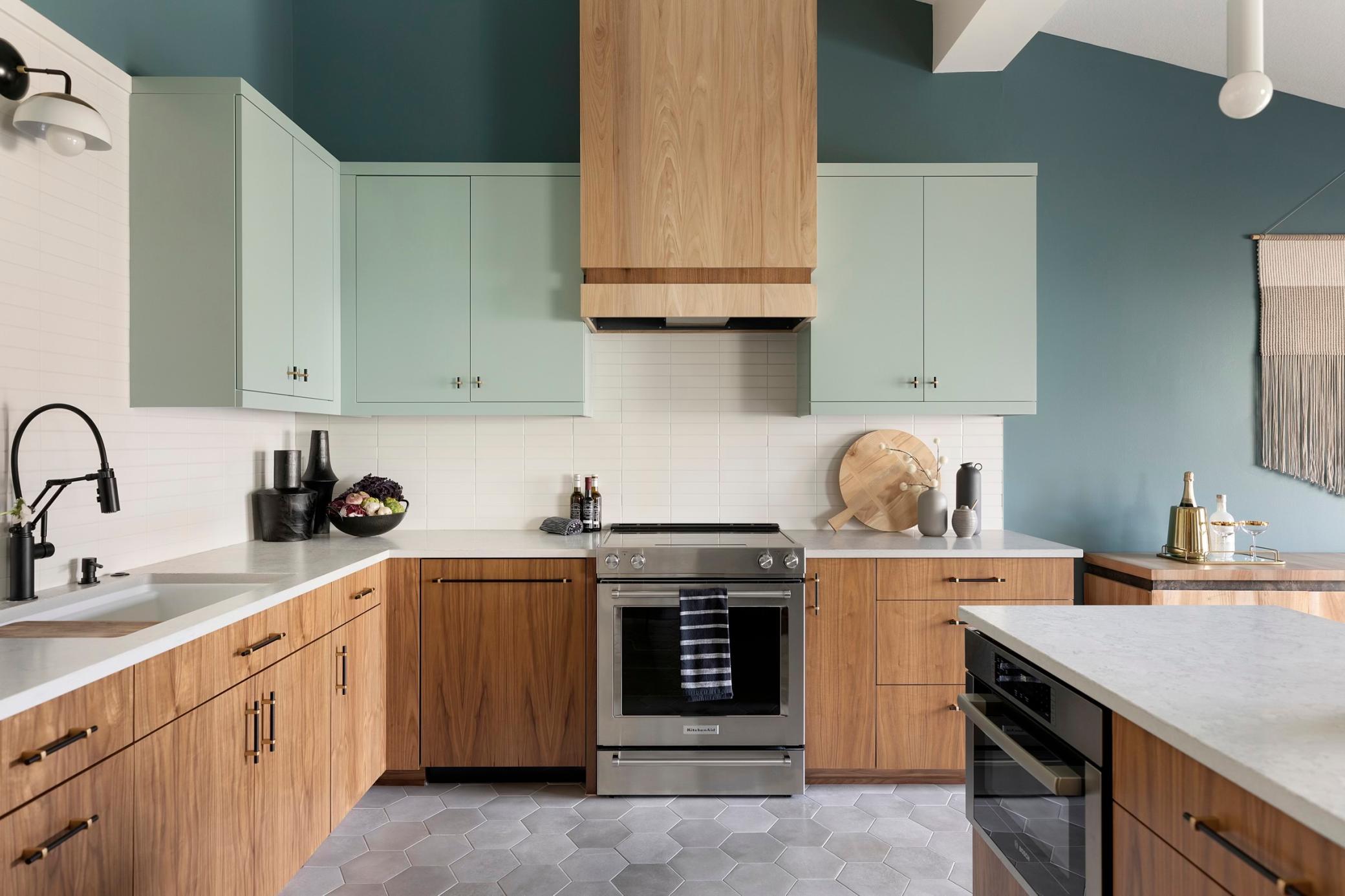 Hyland Pl, Minneapolis, MN 55437