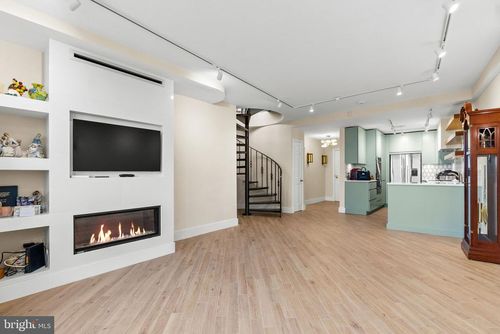 1512-700 New Hampshire Ave Nw, WASHINGTON, DC, 20037-2407 | Card Image