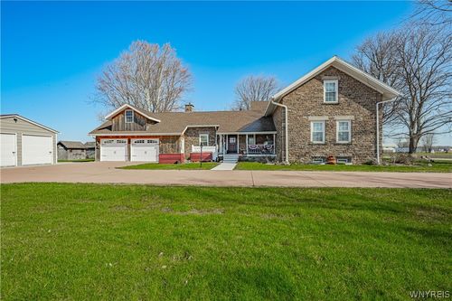2804 Maple Rd, Wilson, NY, 14172-9757 | Card Image