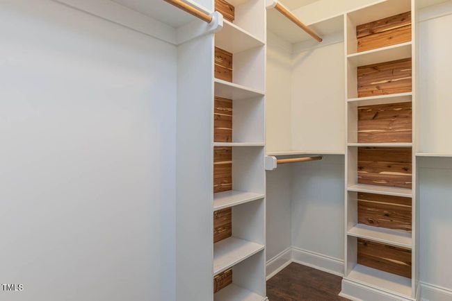 Master Closet | Image 20