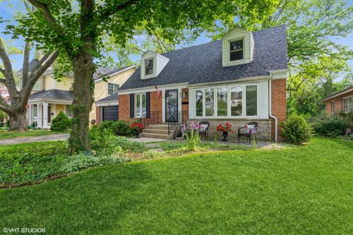 1037 Cedar Ln, Northbrook, IL, 60062-3541 | Card Image