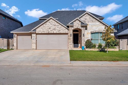 8429 E County Road 115, Midland, TX, 79706-2690 | Card Image