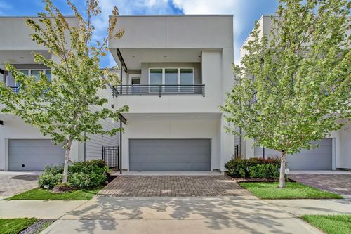 1213 Crockett St, Houston, TX, 77007-4215 | Card Image