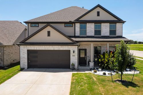 601 Hazeltine Rd, Red Oak, TX, 75154-2742 | Card Image