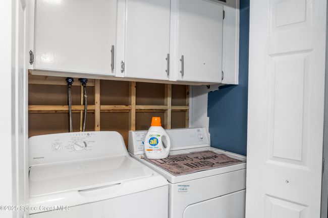 1039 Wren Cir, House other with 3 bedrooms, 2 bathrooms and null parking in Barefoot Bay FL | Image 25
