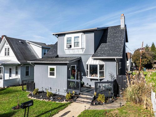 212 Carpenter St, Clarksburg, WV, 26301-3526 | Card Image