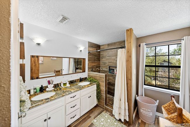 1506 D St, House other with 4 bedrooms, 3 bathrooms and null parking in Floresville TX | Image 29