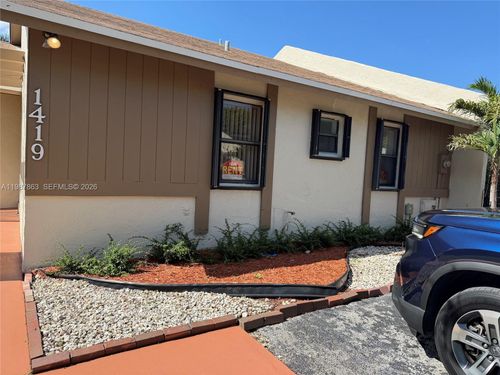 1419 Yellowthroat St, Homestead, FL, 33035-1109 | Card Image
