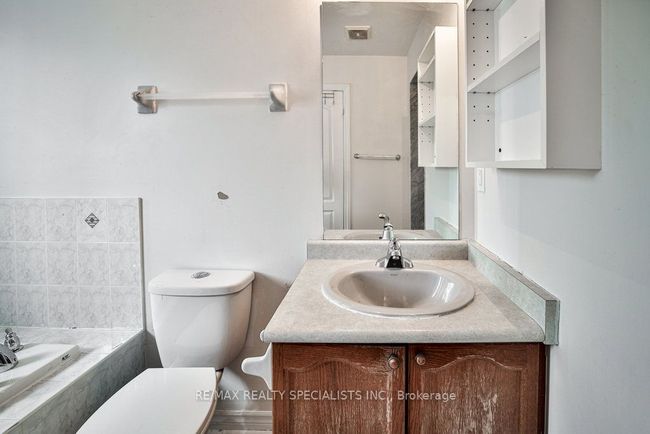 17 Pathmaster Rd, House other with 6 bedrooms, 4 bathrooms and 2 parking in Brampton ON | Image 11