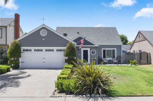 1812 Cherry Wood Ln, Colton, CA, 92324-4562 | Card Image