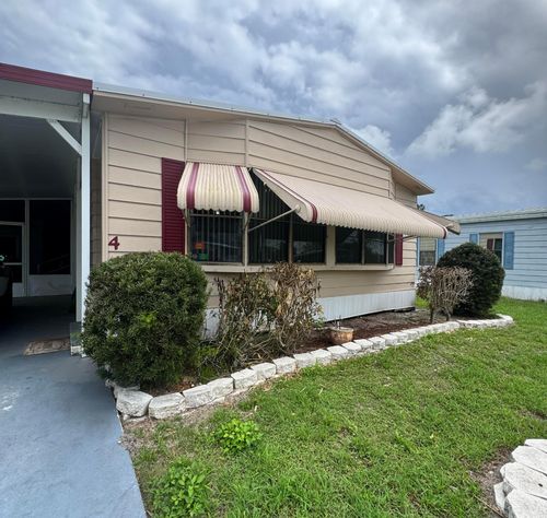 4 Felicidad Ct, Fort Pierce, FL, 34951-2847 | Card Image