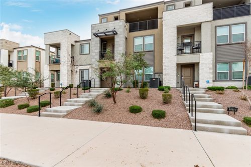 1111 Heliodor Ave, Henderson, NV, 89011-1561 | Card Image