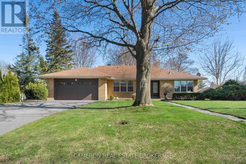 1476 Princess St, Cornwall, ON, K6J1S7 | Card Image