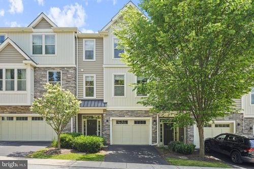 3 Treyburn Dr, PAOLI, PA, 19301-2205 | Card Image