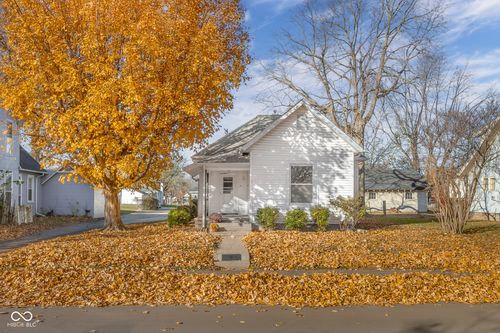 1630 California St, Columbus, IN, 47201-5241 | Card Image