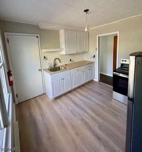 1-29 Mount Olive Rd, Budd Lake, NJ, 07828-3007 | Card Image