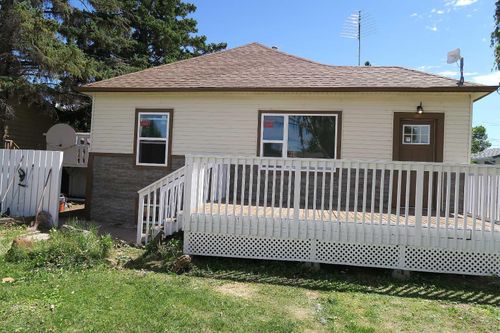 511 3 Street S, Vulcan, AB, T0L2B0 | Card Image