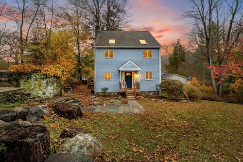 14 Clearview Ter, Ridgefield, CT, 06877-1604 | Card Image