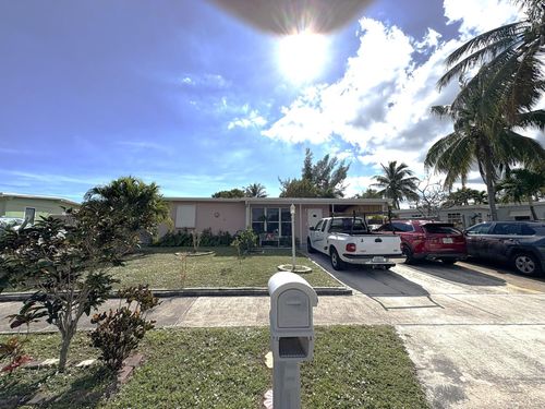 1310 Ne 44th St, Pompano Beach, FL, 33064-5869 | Card Image