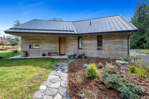 2689 Anderson Rd, Sooke, BC, V9Z1G2 | Card Image