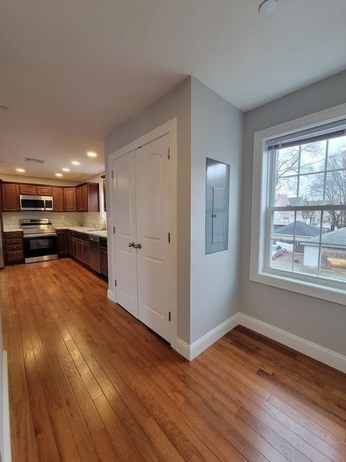2-f-944 Warren Ave, Brockton, MA, 02301-6671 | Card Image