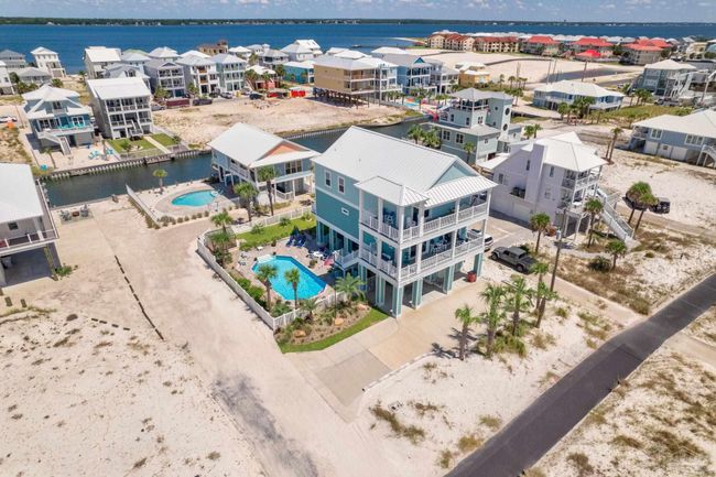 7376 Gulf Blvd, House other with 4 bedrooms, 4 bathrooms and 1 parking in Navarre FL | Image 6