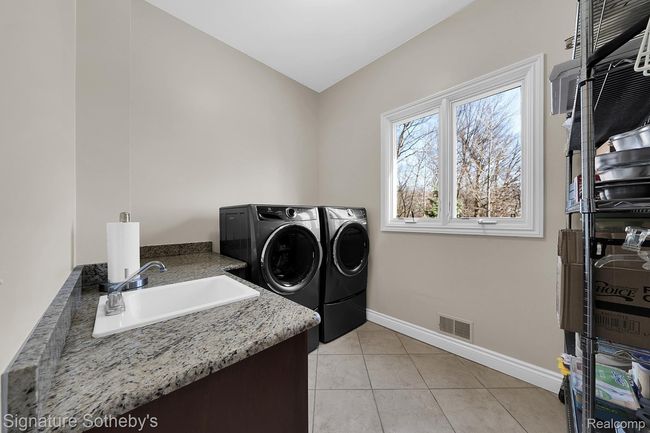 5001 Forest Valley Dr, House other with 6 bedrooms, 8 bathrooms and null parking in Clarkston MI | Image 27