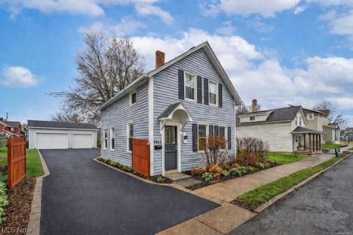 3623 Siam Ave, Cleveland, OH, 44113-3900 | Card Image