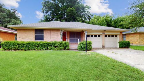 320 Hilltop Ln, Wylie, TX, 75098-3621 | Card Image
