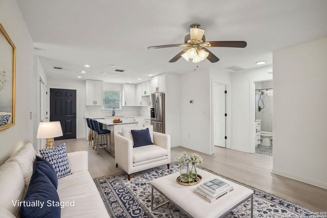 620 W Euclid Ave, House other with 2 bedrooms, 1 bathrooms and null parking in San Antonio TX | Image 6
