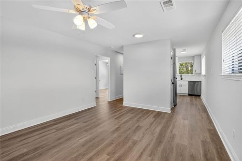 apt-5-501 Peniston St, New Orleans, LA, 70115-1349 | Card Image