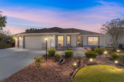 801 Baisley Trail, House other with 3 bedrooms, 2 bathrooms and null parking in The Villages FL | Image 2