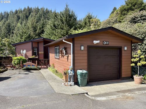 ov9-19921 Whaleshead Rd, Brookings, OR, 97415-8188 | Card Image