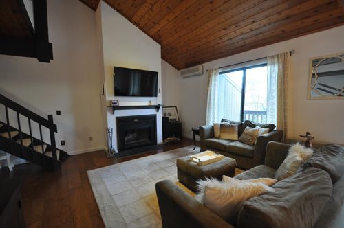 48-55 Murray Hill Woods Road, Manchester, VT, 05255 | Card Image