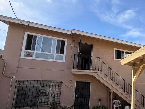 4580 Hamilton St, San Diego, CA, 92116-3024 | Card Image