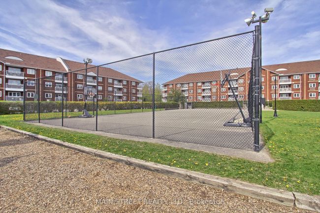 302 - 189 Lake Driveway W, Condo with 1 bedrooms, 1 bathrooms and 1 parking in Ajax ON | Image 5