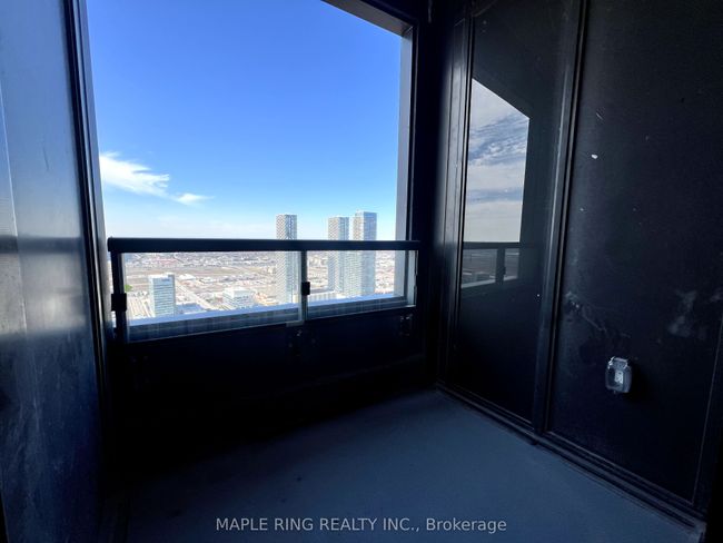 4308 - 2920 Highway 7 Road, Condo with 2 bedrooms, 2 bathrooms and 1 parking in Vaughan ON | Image 9
