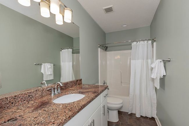 1374 Slate Ct, Condo with 4 bedrooms, 4 bathrooms and null parking in Cleveland Heights OH | Image 38