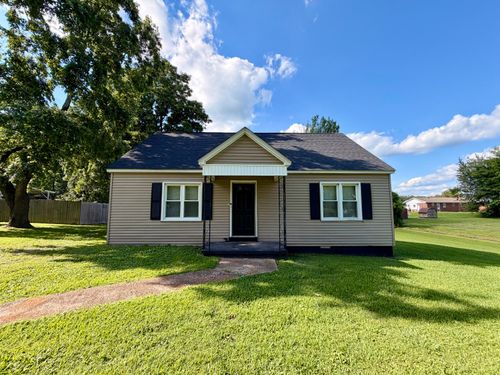1010 W 4th St, Fulton, KY, 42041-1105 | Card Image