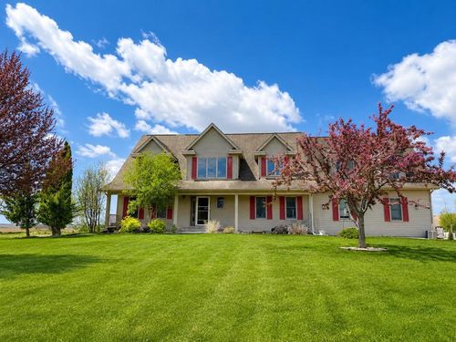 8632 N Stone Farm Rd, Edgerton, WI, 53534-8537 | Card Image