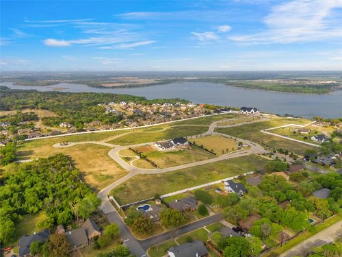 69 Pinehurst Drive, Woodway, TX, 76712 | Card Image